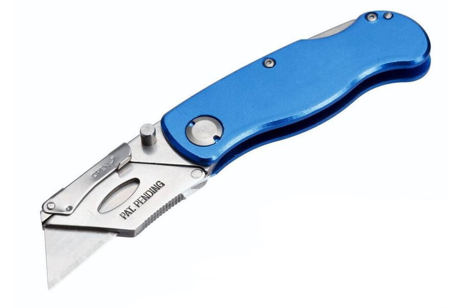 Cutter profesional para cortar cuero con precisión — herramienta esencial de marroquinería artesanal